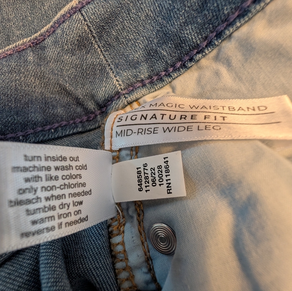 Lane Bryant Wide Leg Flare Jeans NWT - Picture 5 of 9
